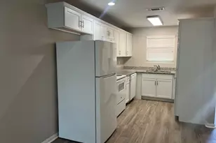 1572 E Pine Lake Cir, Montgomery, TX 77316 - Photo 5