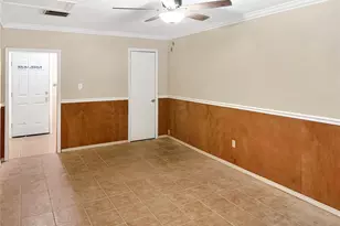 10437 Wolbrook St, Houston, TX 77016 - Photo 11