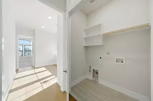 1709 Bologna Ln, Houston, TX 77055 - Photo 11