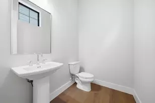 1709 Bologna Ln, Houston, TX 77055 - Photo 9