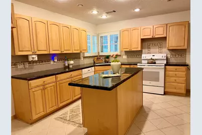 123 Sea Gull Drive, Livingston, TX 77351 - Photo 9