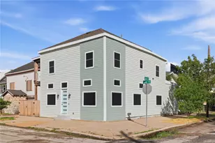 3602 Avenue K, Galveston, TX 77550 - Photo 3