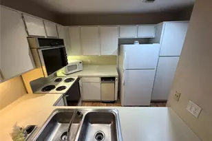 2829 Timmons Ln, Houston, TX 77027 - Photo 17