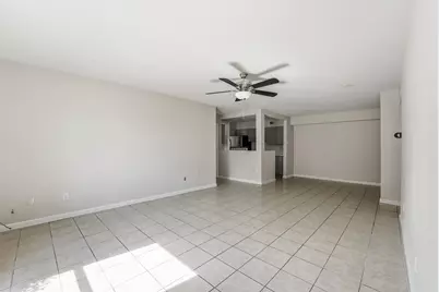 5667 Birchmont Drive #F, Houston, TX 77091 - Photo 5