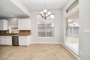 1611 Barton Creek Trail, Katy, TX 77450 - Photo 11