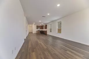 235 Pine cavern dr, Conroe, TX 77378 - Photo 7