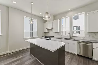 2708 Grand Fountains Drive #C, Houston, TX 77054 - Photo 7