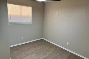 10106 Hillridge Rd, La Porte, TX 77571 - Photo 19