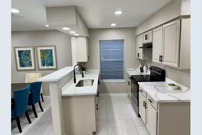 10106 Hillridge Road, La Porte, TX 77571 - Photo 9