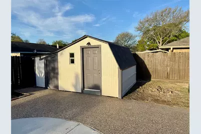 10106 Hillridge Road, La Porte, TX 77571 - Photo 29