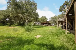 318 Dehart St, Liverpool, TX 77577 - Photo 21