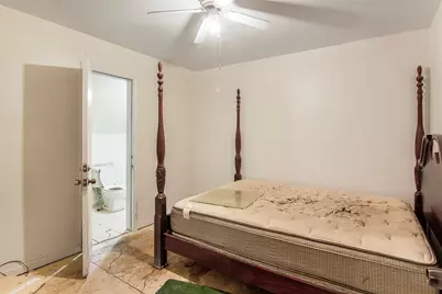 318 Dehart Street, Liverpool, TX 77577 - Photo 17