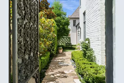 2820 Ferndale Street, Houston, TX 77098 - Photo 3