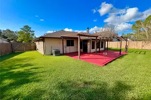 104 Trail Ride Rd, Angleton, TX 77515 - Photo 23