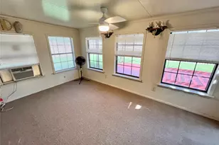 104 Trail Ride Rd, Angleton, TX 77515 - Photo 17