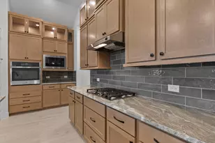 14810 Buffalo Head St, Mont Belvieu, TX 77591 - Photo 15