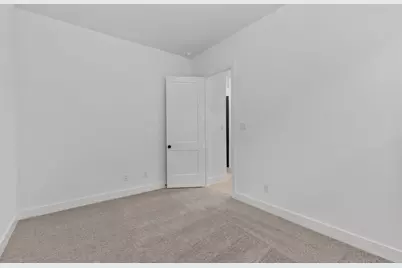 14810 Buffalo Head Street, Mont Belvieu, TX 77591 - Photo 9