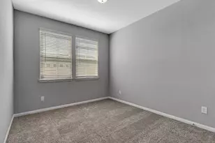 9828 Rugged Oaks Dr, Houston, TX 77080 - Photo 25