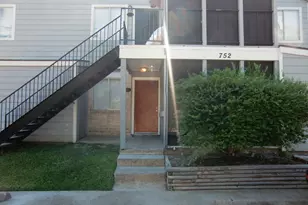 752 Memorial Mews St, Houston, TX 77079 - Photo 1