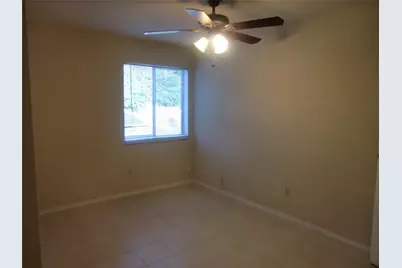 752 Memorial Mews Street #C, Houston, TX 77079 - Photo 13