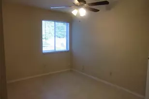 752 Memorial Mews St, Houston, TX 77079 - Photo 13