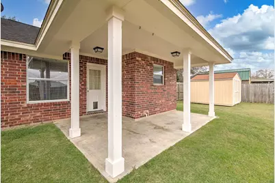 212 Hickory Street, Sweeny, TX 77480 - Photo 29
