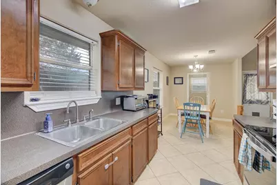 212 Hickory Street, Sweeny, TX 77480 - Photo 15