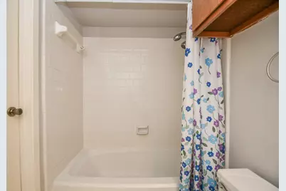 10855 Meadowglen Lane #629, Houston, TX 77042 - Photo 19