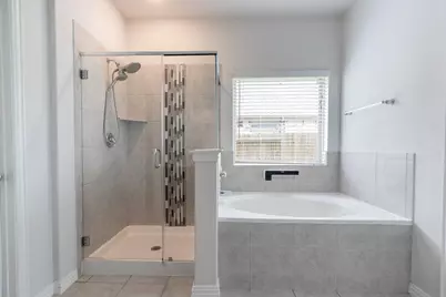 1300 Bowen Drive, League City, TX 77573 - Photo 21
