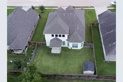 1300 Bowen Drive, League City, TX 77573 - Photo 33