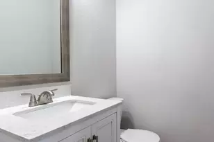 1300 Bowen Dr, League City, TX 77573 - Photo 7