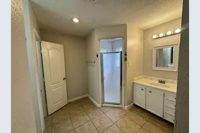 11111 Sagecrest Lane, Houston, TX 77089 - Photo 17