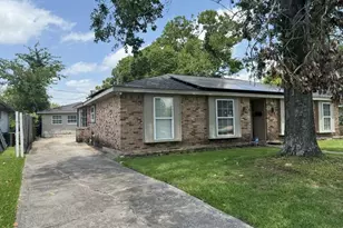 11111 Sagecrest Ln, Houston, TX 77089 - Photo 3
