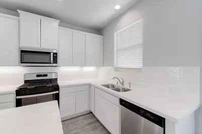 1225 Red Hills Drive, Rosharon, TX 77583 - Photo 11