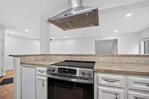 1344 Chardonnay Dr, Houston, TX 77077 - Photo 9