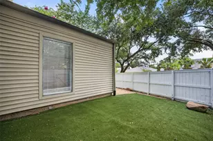 1344 Chardonnay Dr, Houston, TX 77077 - Photo 37