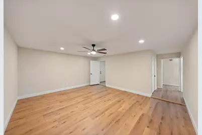 6979 Breezy Point, Willis, TX 77318 - Photo 13