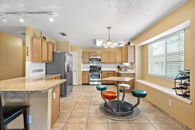 18223 Lundar Lane, Tomball, TX 77377 - Photo 5