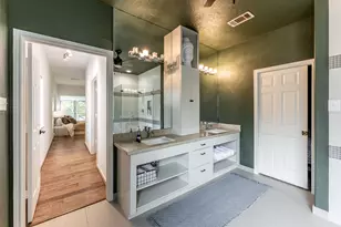 14 Lakeview Manor, Huntsville, TX 77340 - Photo 33