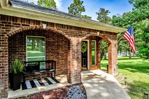 14 Lakeview Manor, Huntsville, TX 77340 - Photo 1