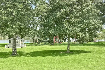 14 Lakeview Manor, Huntsville, TX 77340 - Photo 49