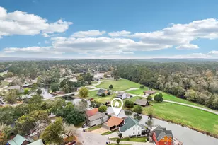 8 Hunters Creek Dr, Huntsville, TX 77340 - Photo 5