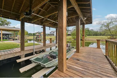 8 Hunters Creek Drive, Huntsville, TX 77340 - Photo 33