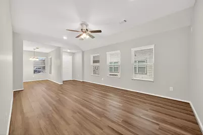 8131 Blooming Meadow Lane, Houston, TX 77016 - Photo 3