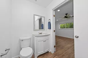 10720 Royal Forest Dr, Conroe, TX 77303 - Photo 13