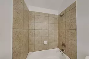 2914 Crescent Oaks Park Ln, Spring, TX 77386 - Photo 17