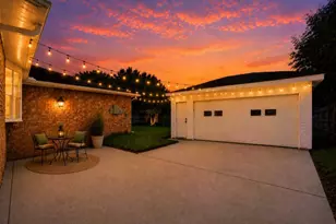 1519 Hitherfield Dr, Sugar Land, TX 77498 - Photo 33