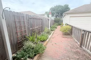29708 Parliament Hills Dr, Spring, TX 77386 - Photo 19