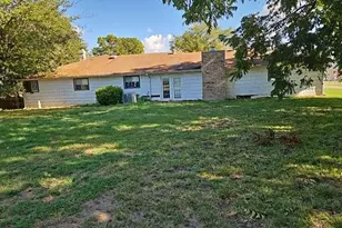 422 Navajo Trail, Gainesville, TX 76240 - Photo 7