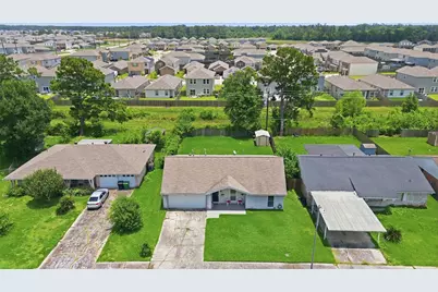 10130 Woodwick Street, Houston, TX 77016 - Photo 35
